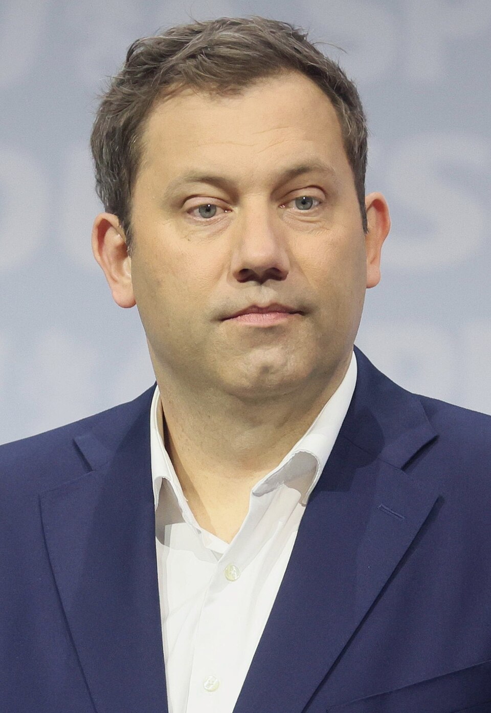 Lars Klingbeil Reveals Challenges Behind His Weight Changes